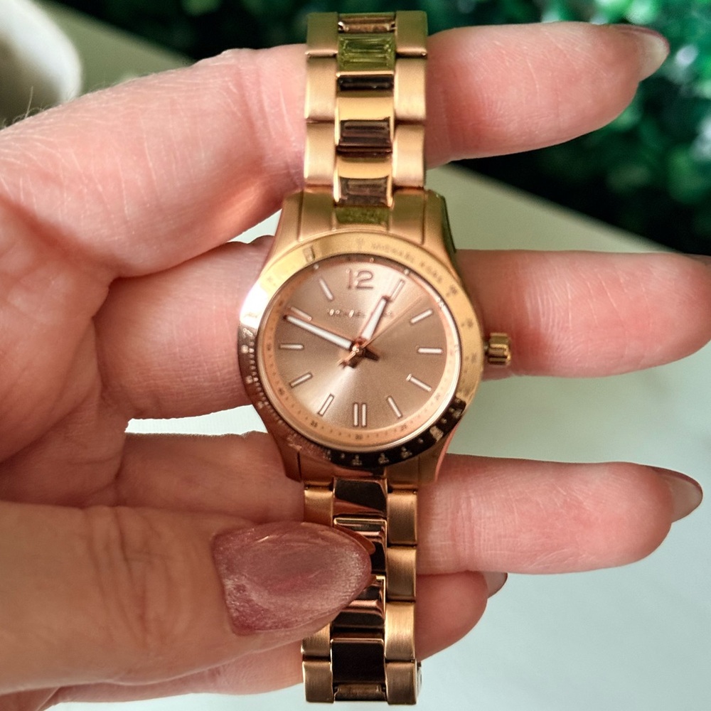 Michael Kors Rose Gold Stainless Steel Watch - Picture 5 of 5